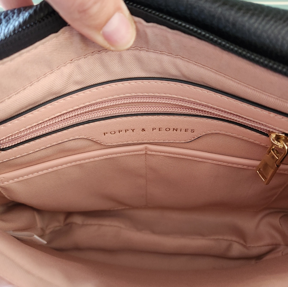 Poppy & Peonies Black Crossbody Bag with Gold Hardware - Picture 4 of 4